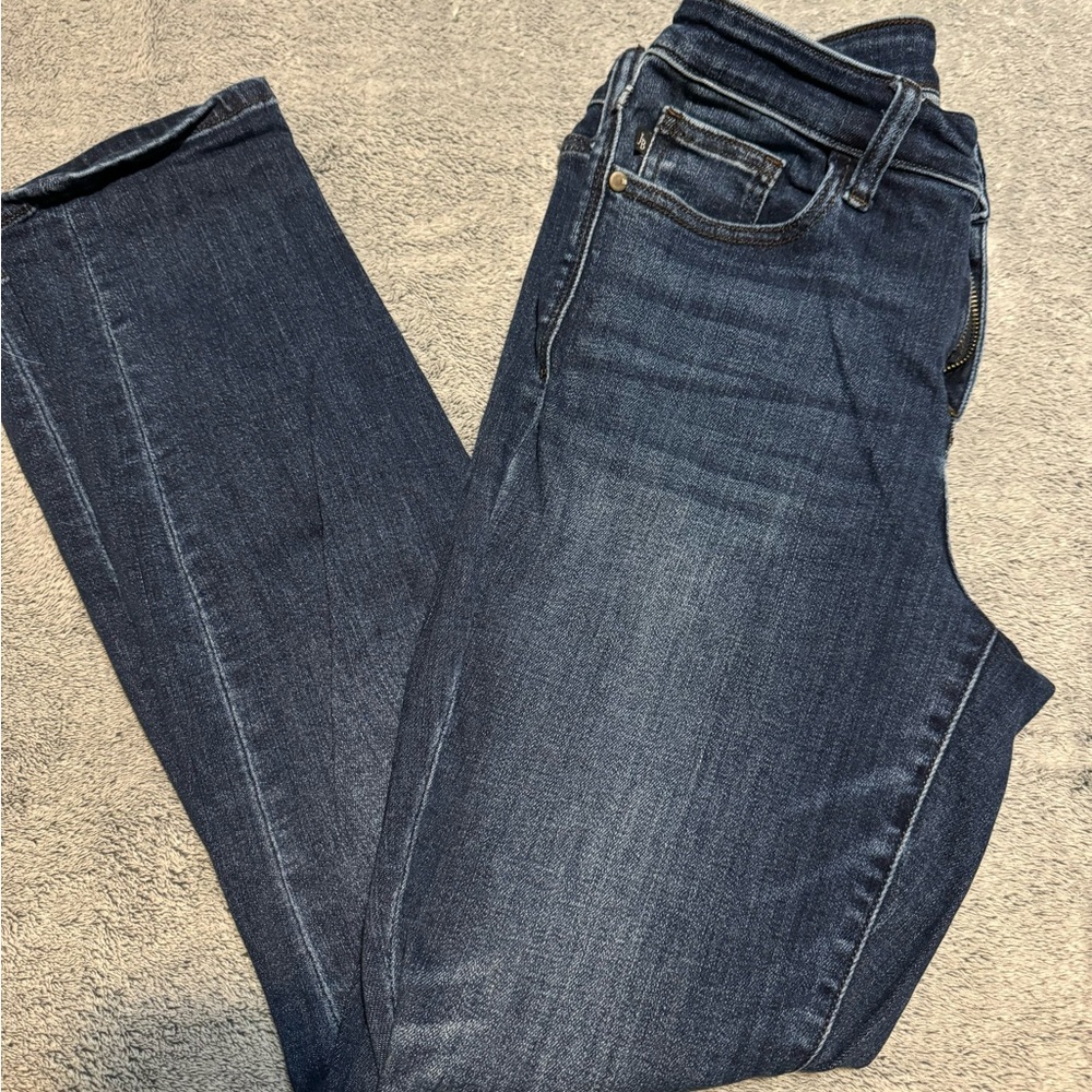 Judy blue size 7/28 EUC